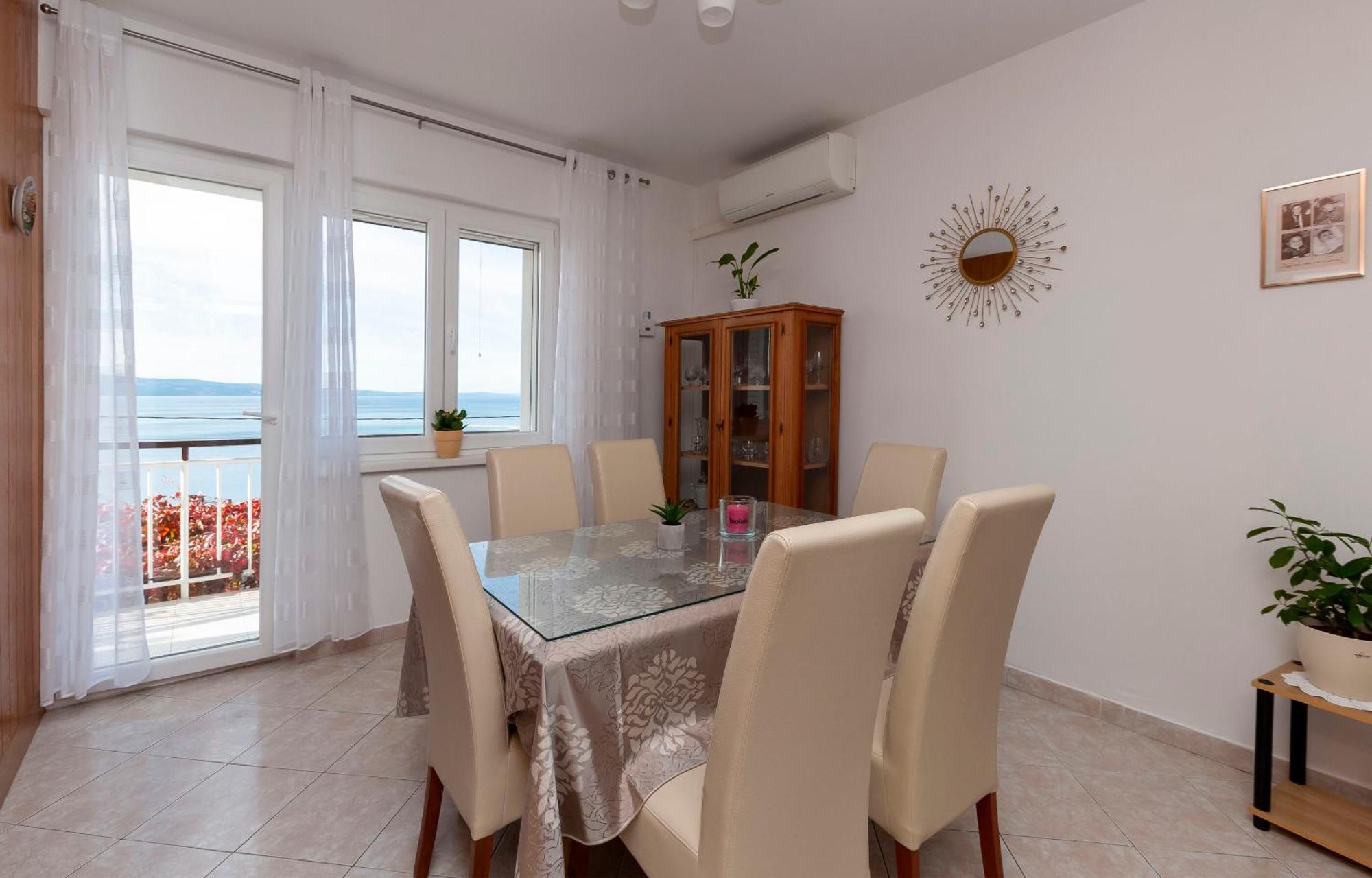 Apartment And Rooms Tatjana 奥米什 外观 照片